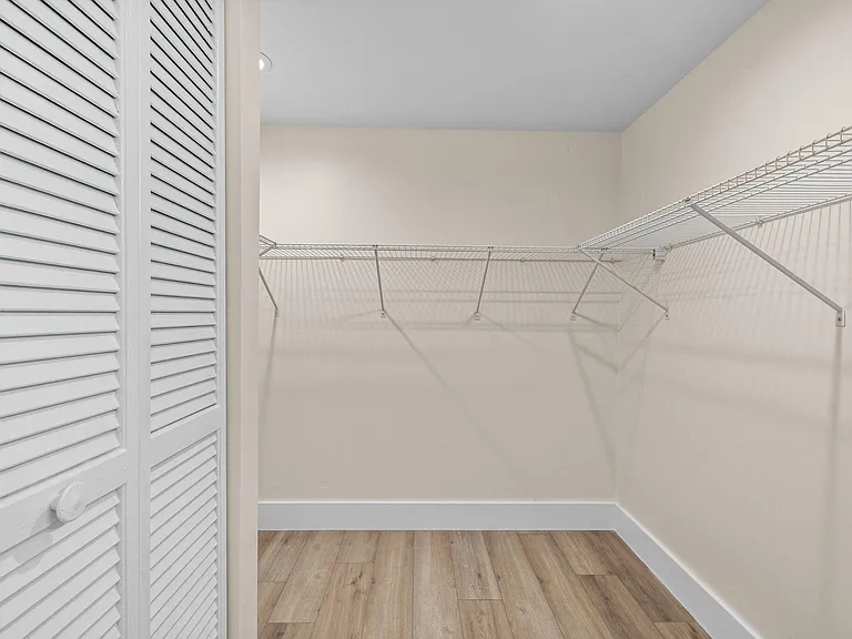 2233 NW 22nd Ave #102 — Photo 31
