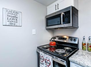 Urban Place Apartments, Tampa, FL 33617