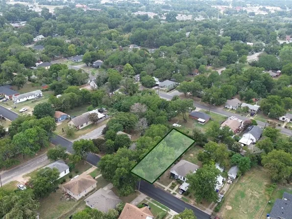 1212 Hood St, Waco, TX 76704