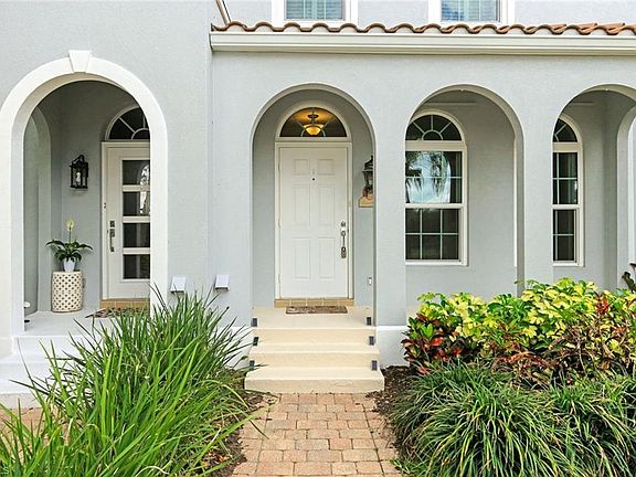 3rd image of 6124 Towncenter CIR
