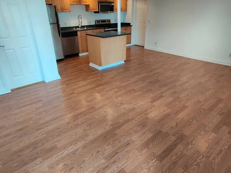 2014 W Bertona St #7 — Photo 8