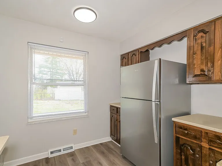 2544 Netherton Dr — Photo 9