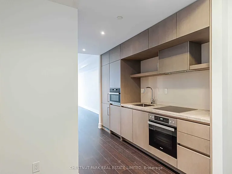6 Jackes Ave #405 — Photo 6