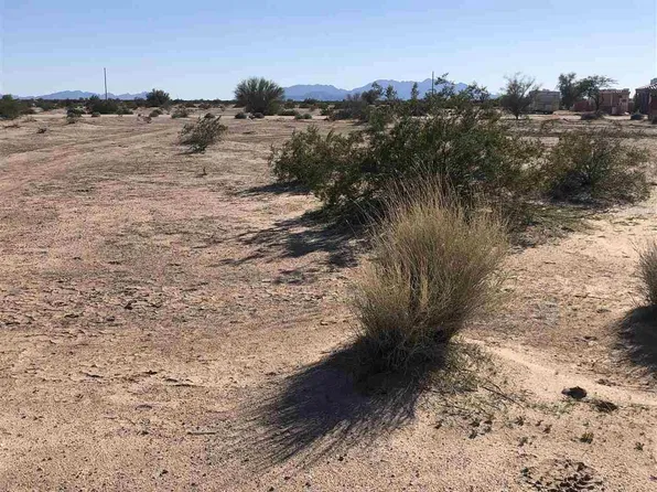 N Columbia Cir, Tacna, AZ 85352