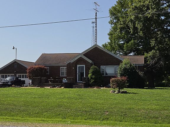 2nd image of 13448 Ewing Rd