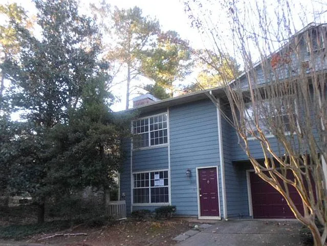 1008 Mansfield Ct photo 1