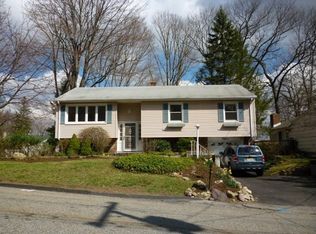 15 White Meadow Rd, Rockaway, NJ 07866