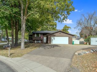2190 Cedar Ln, Mound, MN 55364