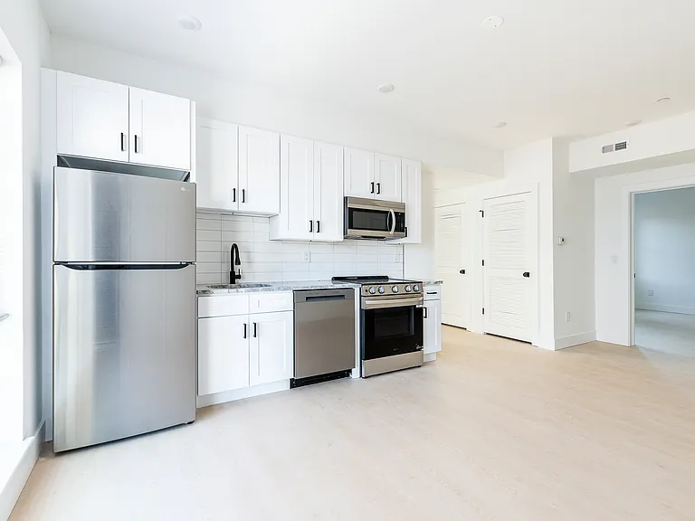 2402 W Montgomery Ave #4 — Photo 14
