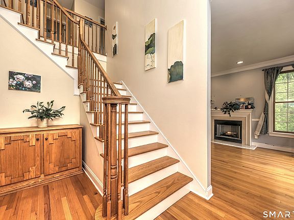 4th image of 125 Peck Hill Road