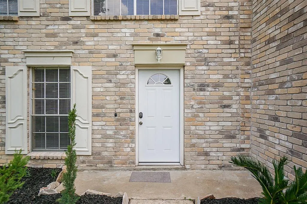 3 bed, 2.5 bath, 1508 sqft, $1,800 — Photo 4