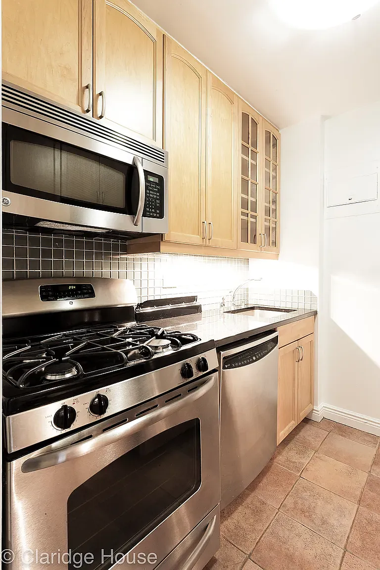 201 East 87th Street — Photo 3
