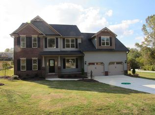 37 Vista Ridge Ln, Willow Springs, NC 27592