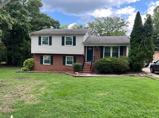 2521 Cherbonne Dr, Greensboro, NC 27407