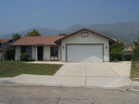 1st image of 5565 N Lincoln Ct