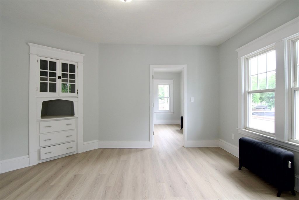 655 N Main St, East Longmeadow, MA - View 5
