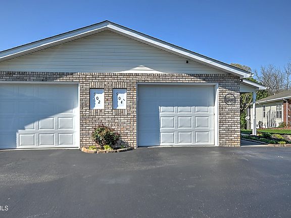 3rd image of 904 Cornerstone Ct #0