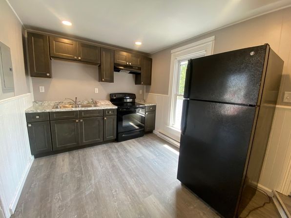 100-106 Main St #102