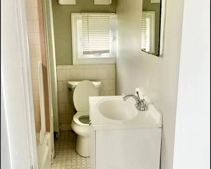 72 Pocasset Avenue — Photo 5