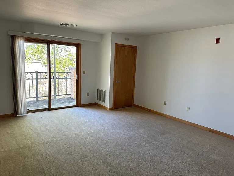 Woodland Commons Madison — Photo 20
