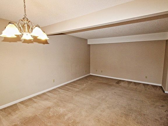3rd image of 708 Cambridgeshire Ct #708