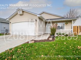 812 E Cottage Ave, Nampa, ID 83686