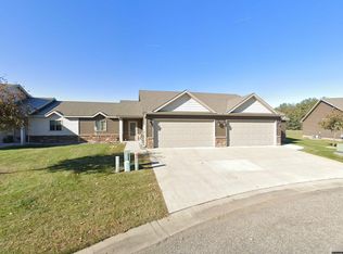 629 Cottonwood Ave, Litchfield, MN 55355