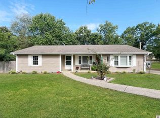 1904 Greenbriar Rd, Murray, KY 42071