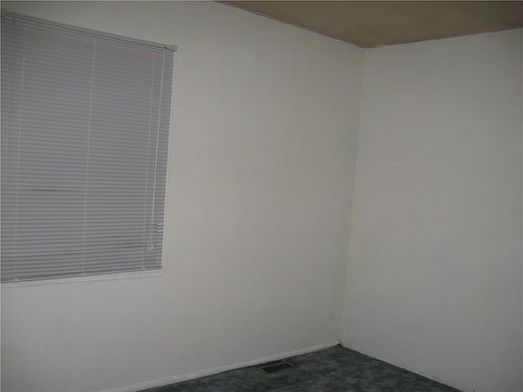 5th image of 3149 Eagledale Dr