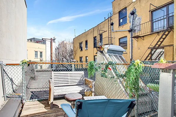 Rented by 9300 Realty, Inc. | media 7