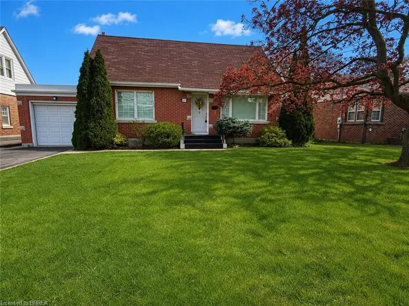 177 Saint George St, Brantford, ON N3R 1W1