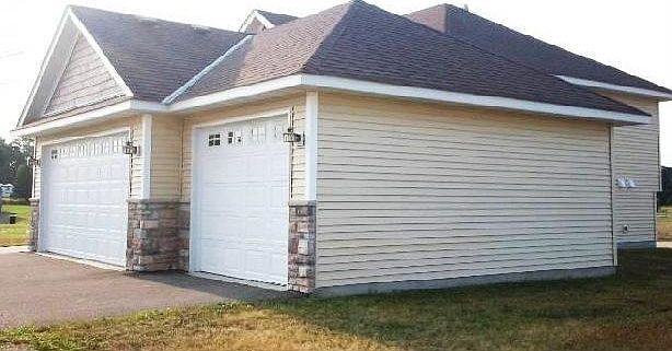 2nd image of 603 Fir St SW