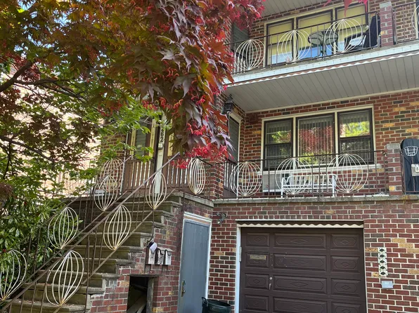 1262 East 70th Street image 1 of 1