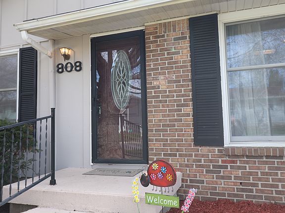 2nd image of 808 Alden Dr