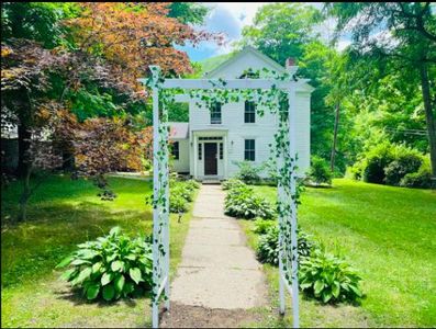 1579 Pleasant St, Lee, MA, 01238