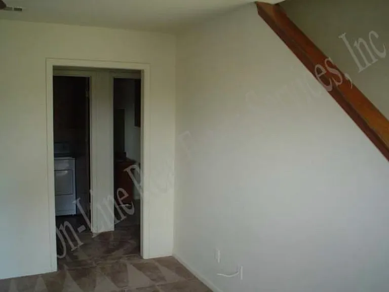 1805 Treehouse Trl #D — Photo 7