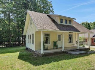 34 Manorville Rd, Saugerties, NY 12477