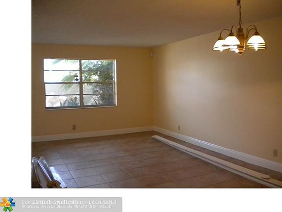 2nd image of 3325 Quail Close #15