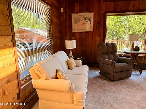 4th image of 3700 Kutcher Dr