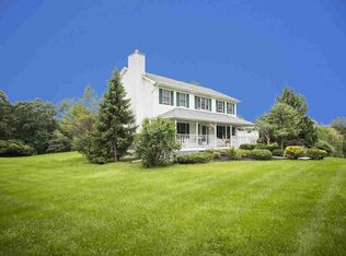 18 Grace Ln, Pleasant Valley, NY 12569