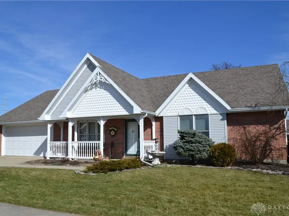 5866 Oldham Dr #4, Springfield, OH 45503