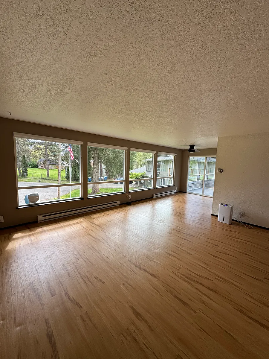 Building Photo - 14905 212th Dr SE #2