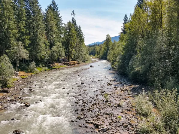 64281 E Brightwood Loop Rd, Brightwood, OR 97011