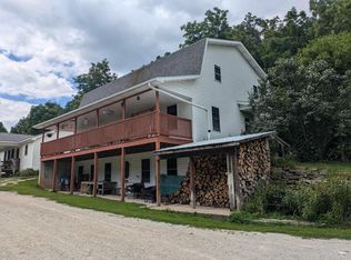 8512 Slabtown Rd, Lancaster, WI 53813