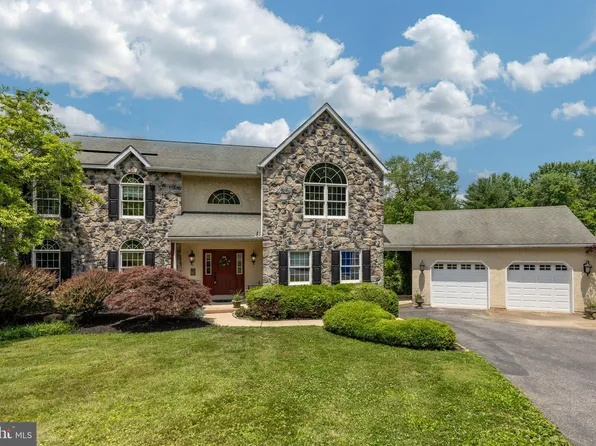 3653 Providence Rd, Newtown Square, PA 19073