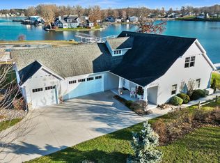 135 Sylvan Point, Rome City, IN 46784