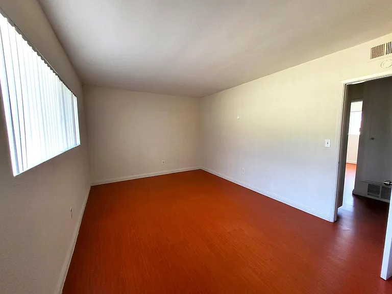 13113 Cypress St #15 — Photo 14