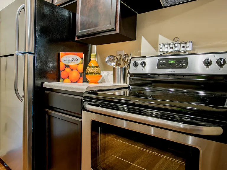 Gettysburg Square Apartments kitchen appliances