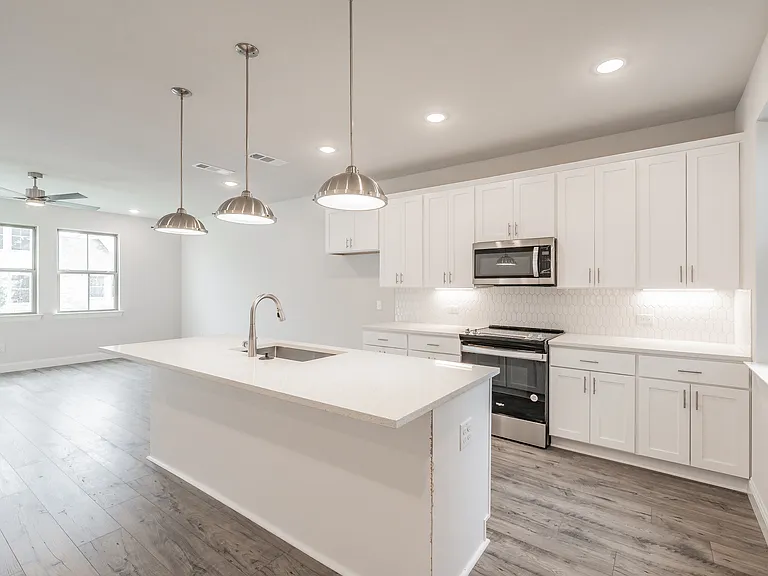 9709 Thorncrown Ln — Photo 14