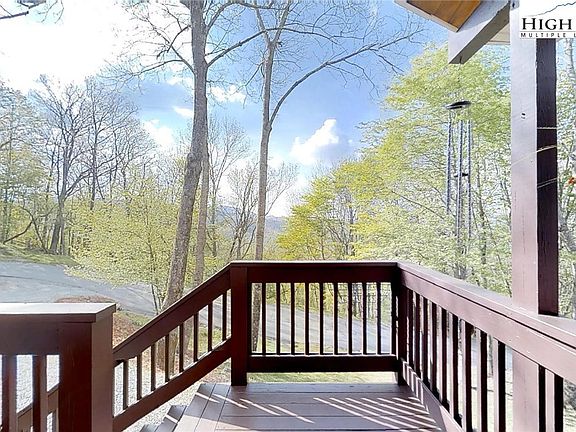 3rd image of 177 Rocky Top Trail
